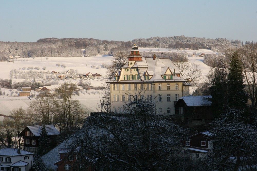 Schulhaus Burg (1/5)